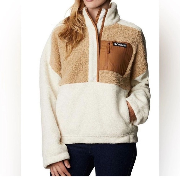 Columbia Women's Lodge Sherpa Pullover in the "Chalk/Beach" - Picture 3 of 12